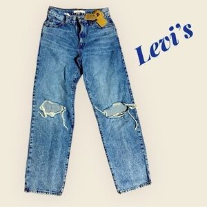 Levi’s Distressed High Rise Jeans | Size 26